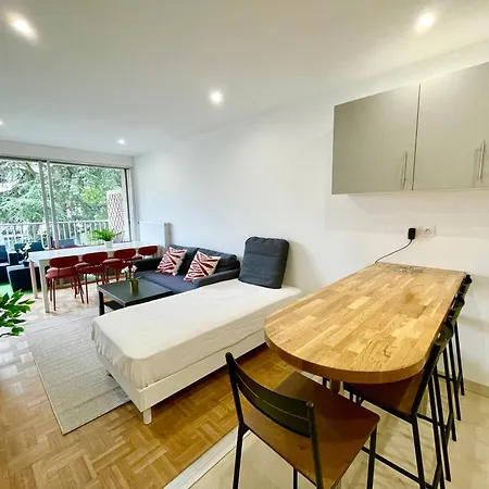 Lägenhet Bngo I Le Spacieux I 3 Chambres, 2 Salles De Bain, Parking Prive Gratuit, 8 Personnes, Vieux Hypercentre *