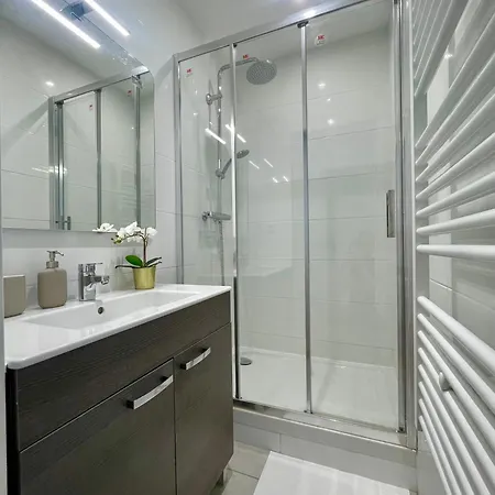 Appartamento Bngo I Le Spacieux I 3 Chambres, 2 Salles De Bain, Parking Prive Gratuit, 8 Personnes, Vieux Hypercentre Lione