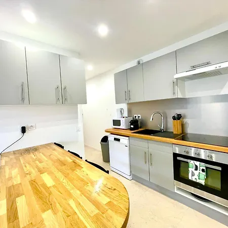 Bngo I Le Spacieux I 3 Chambres, 2 Salles De Bain, Parking Prive Gratuit, 8 Personnes, Vieux Hypercentre *