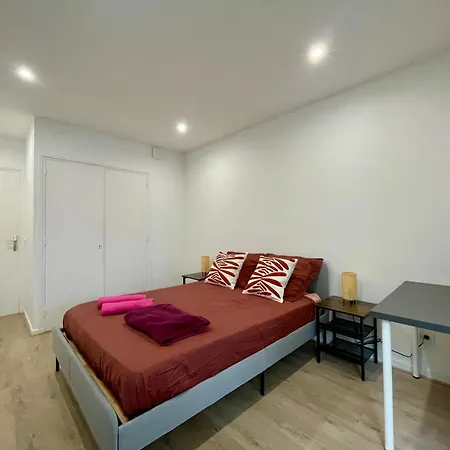 Bngo I Le Spacieux I 3 Chambres, 2 Salles De Bain, Parking Prive Gratuit, 8 Personnes, Vieux Hypercentre Лион