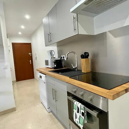 Bngo I Le Spacieux I 3 Chambres, 2 Salles De Bain, Parking Prive Gratuit, 8 Personnes, Vieux Hypercentre Лион